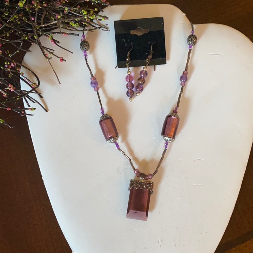 Necklace & Earring Set
